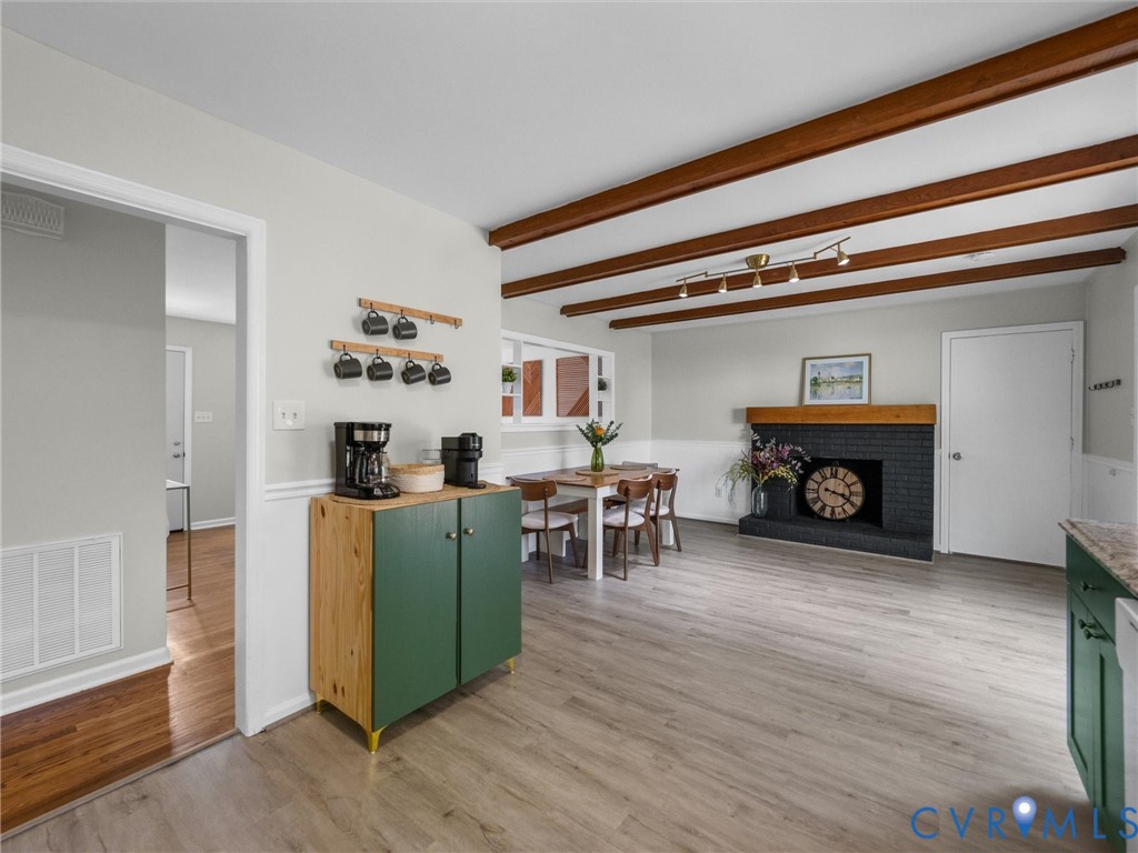 1214 Cameron Ave