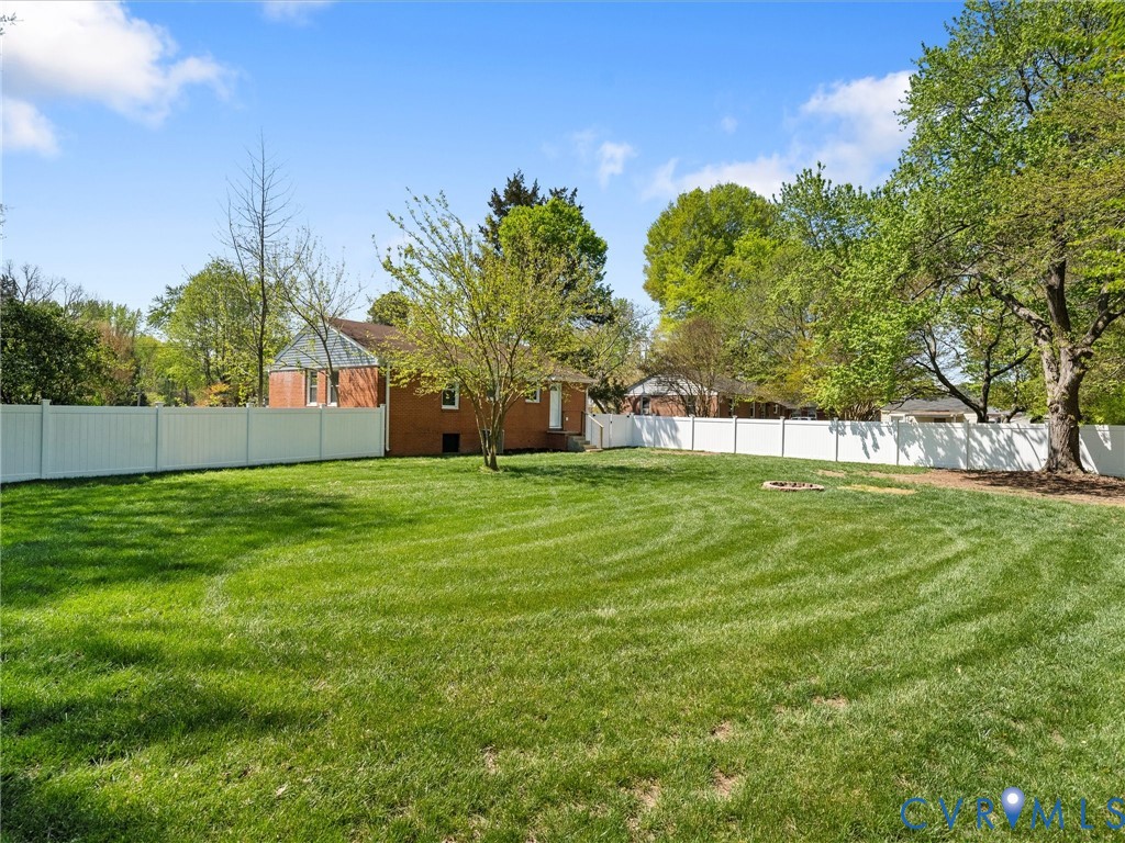 5604 Stella Rd