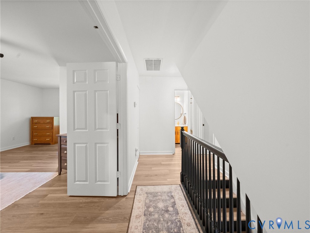 4001 Kings Gate Rd