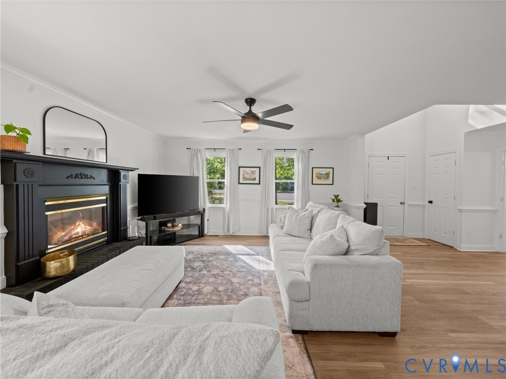 4001 Kings Gate Rd