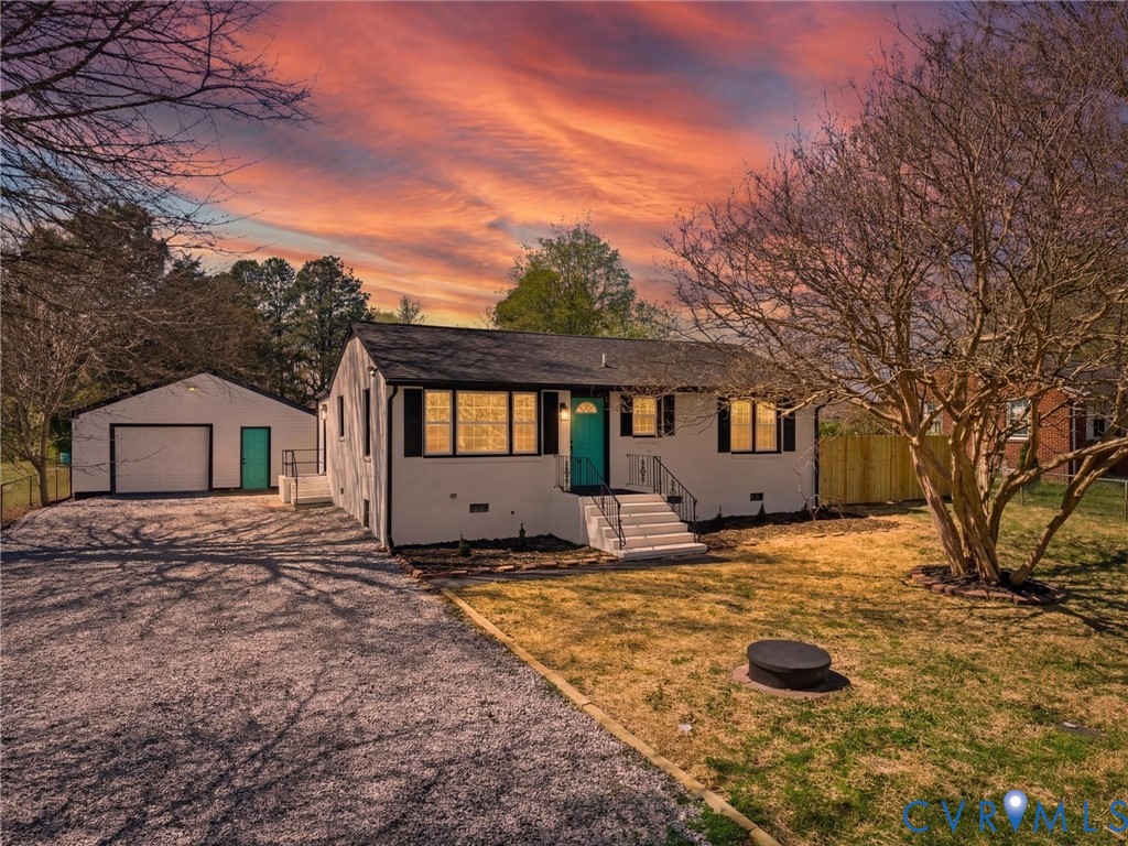 4210 Henshaw Dr