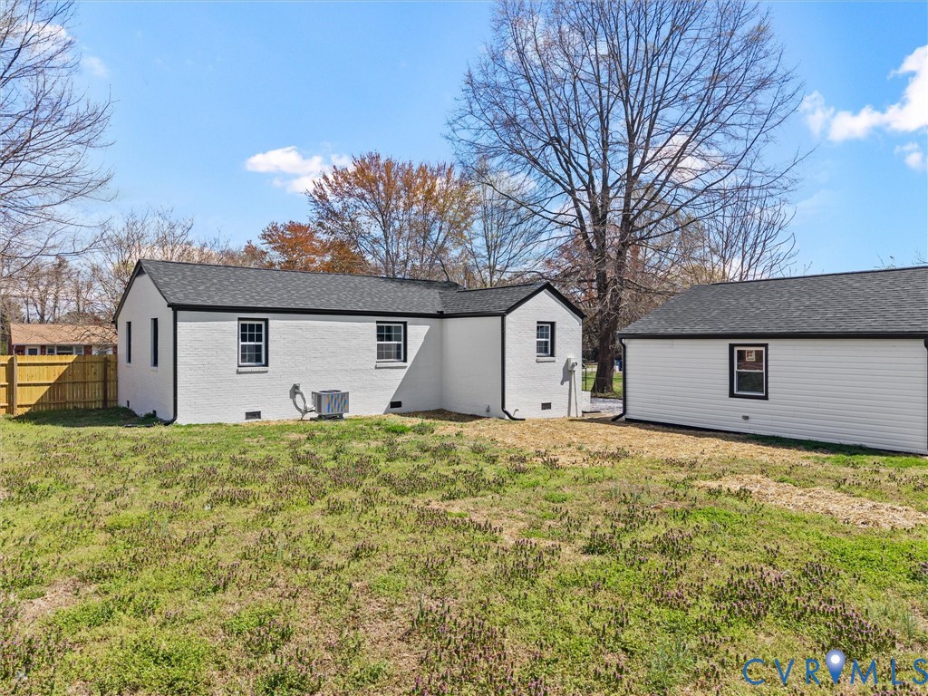 4210 Henshaw Dr