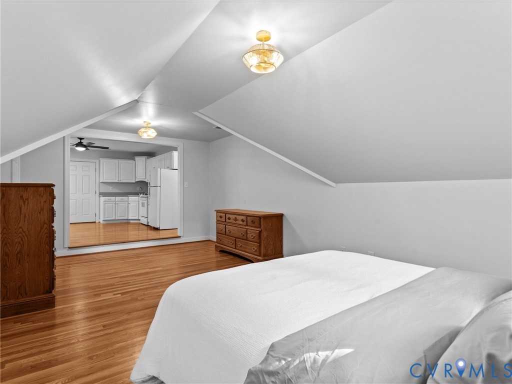 20149 Oak River Ct