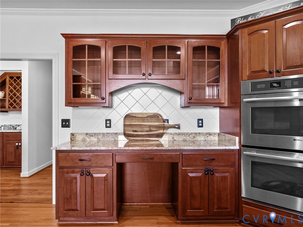 20149 Oak River Ct
