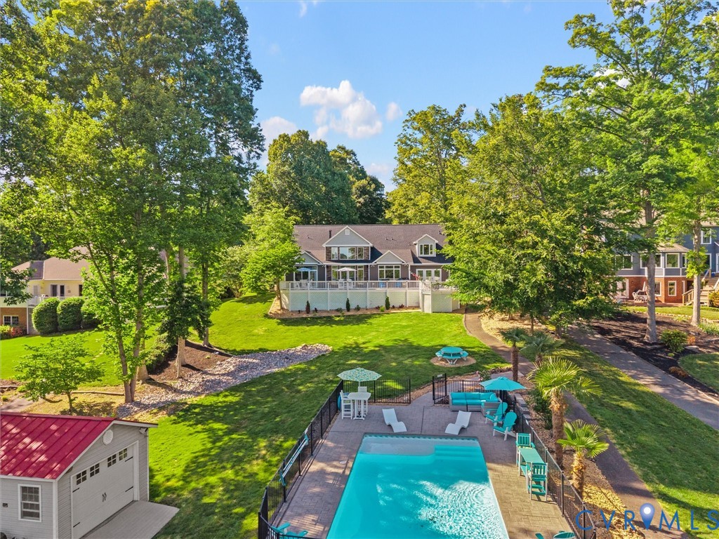 20149 Oak River Ct