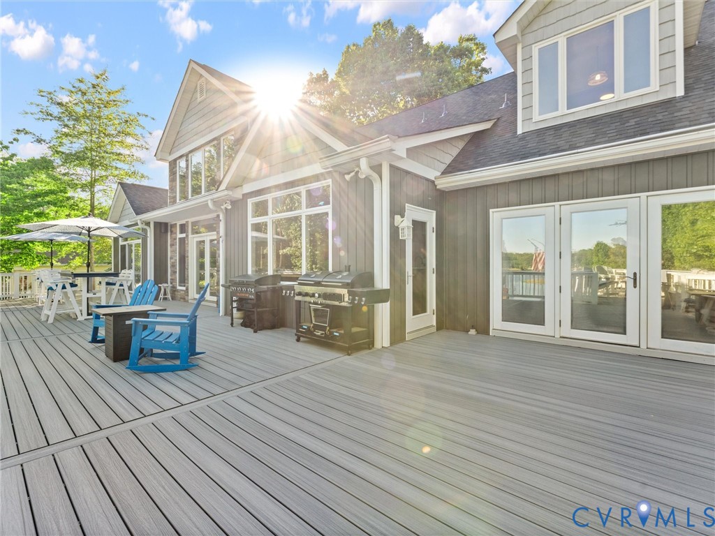 20149 Oak River Ct