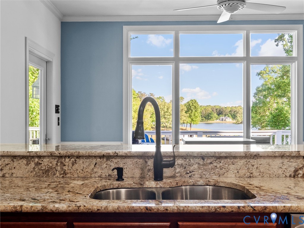 20149 Oak River Ct