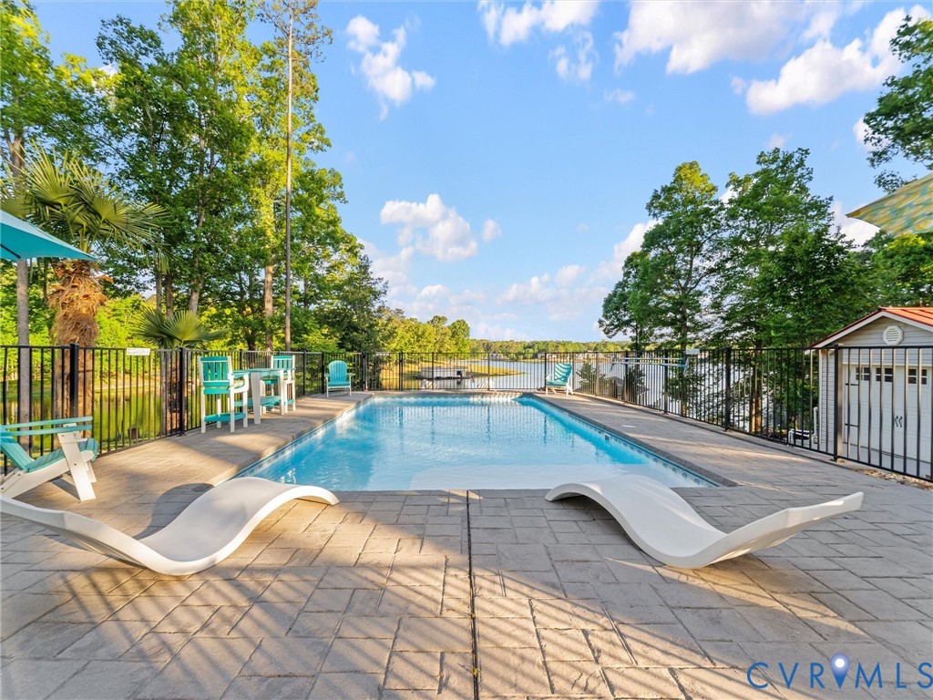 20149 Oak River Ct