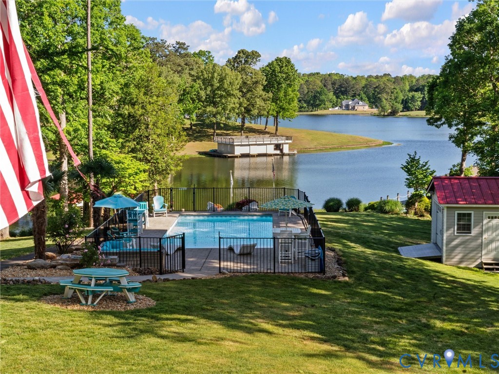 20149 Oak River Ct