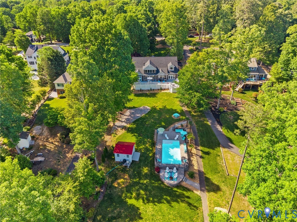 20149 Oak River Ct