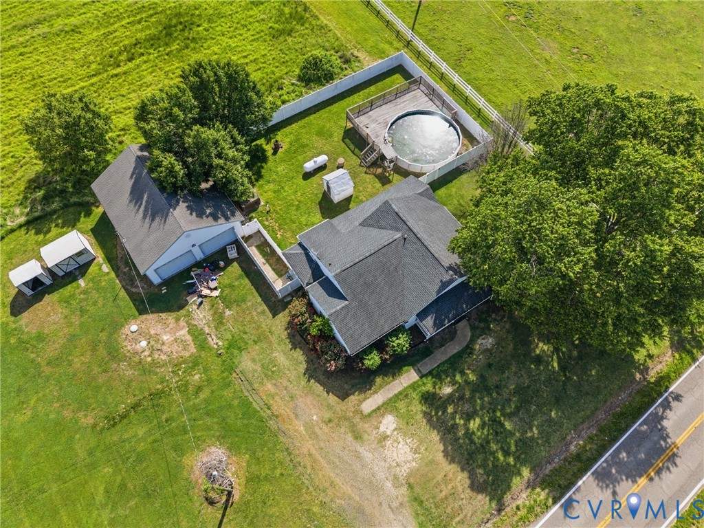 5317 Hickory Rd