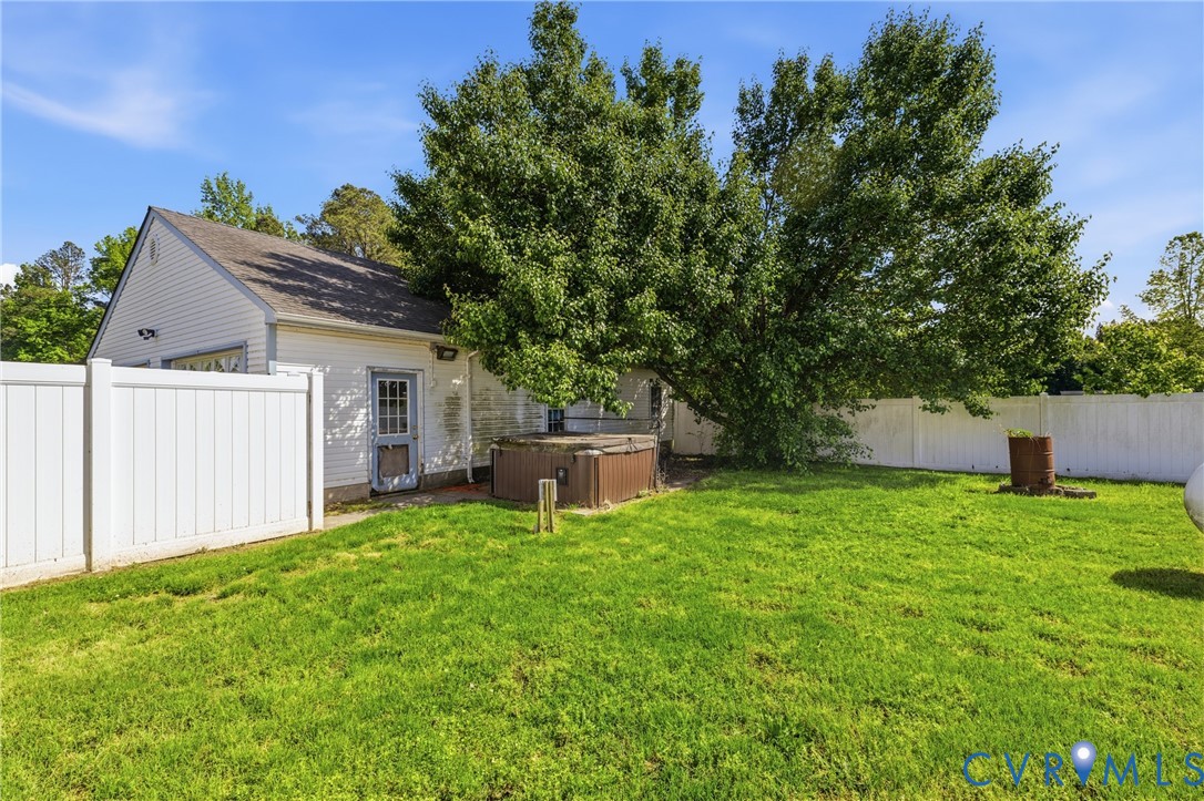 5317 Hickory Rd