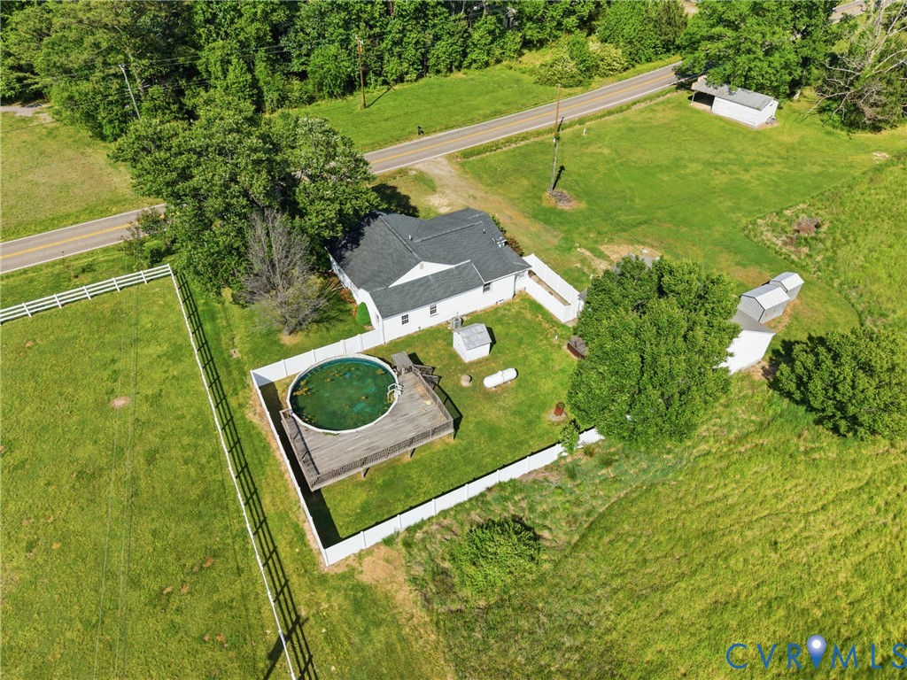 5317 Hickory Rd