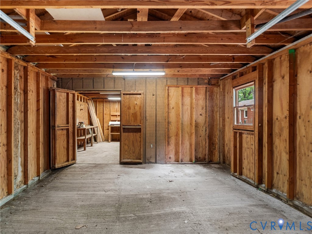 1101 Floral Ave
