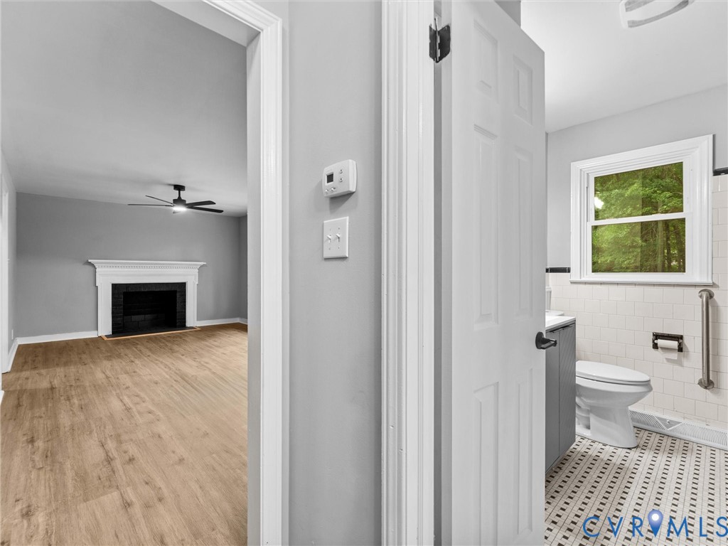 1101 Floral Ave