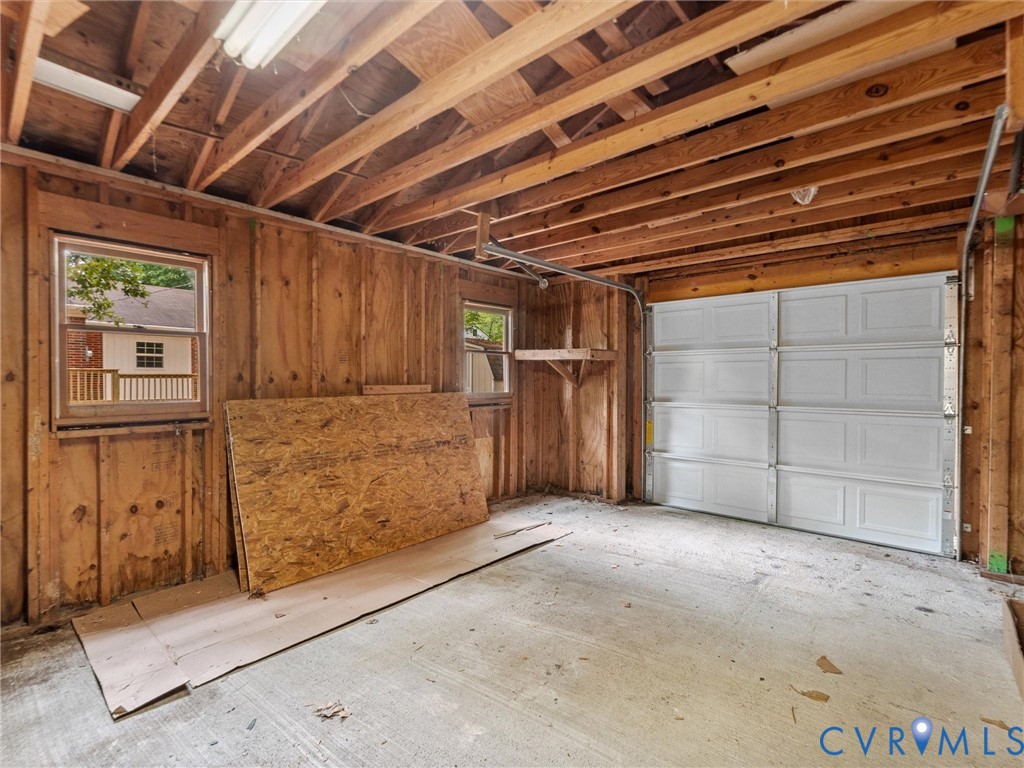 1101 Floral Ave