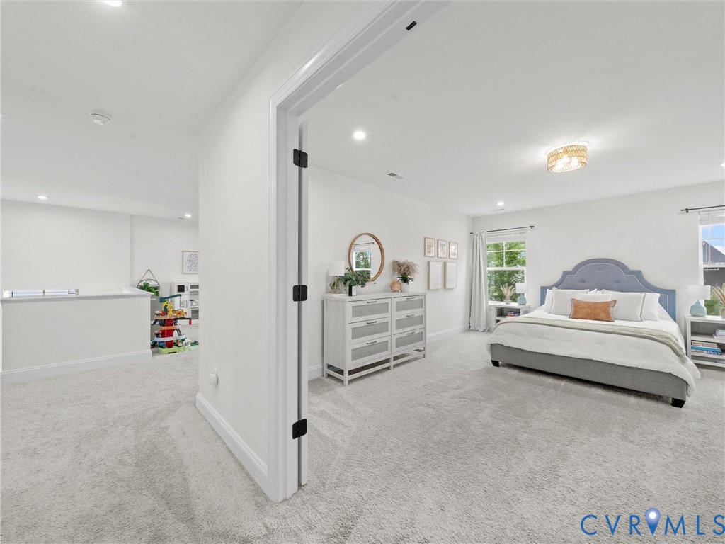 16819 Chalet Ct
