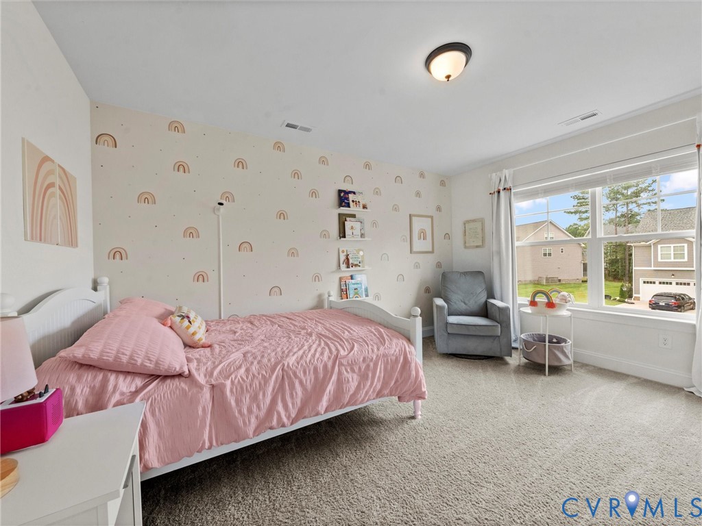 16819 Chalet Ct