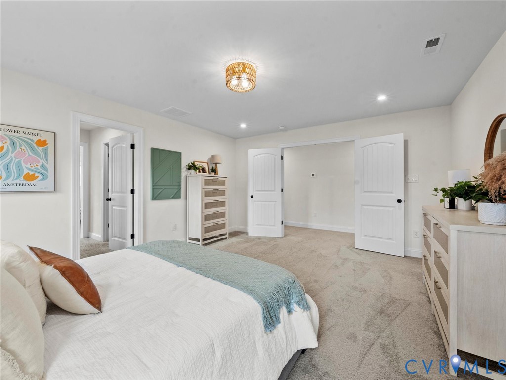 16819 Chalet Ct