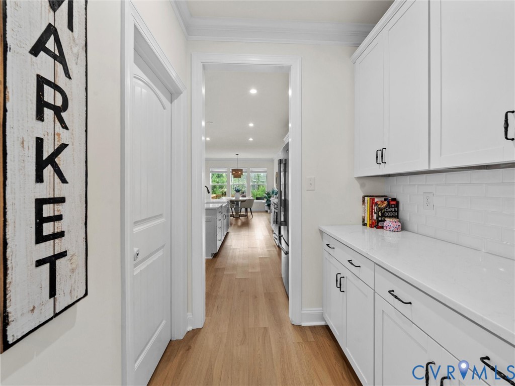 16819 Chalet Ct
