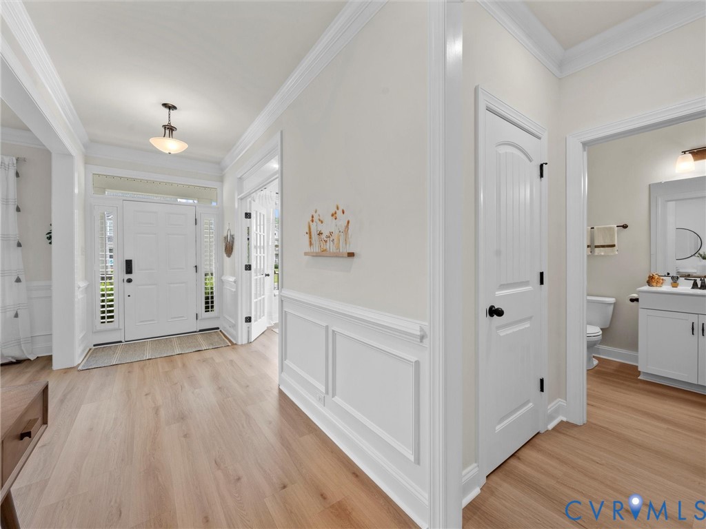16819 Chalet Ct