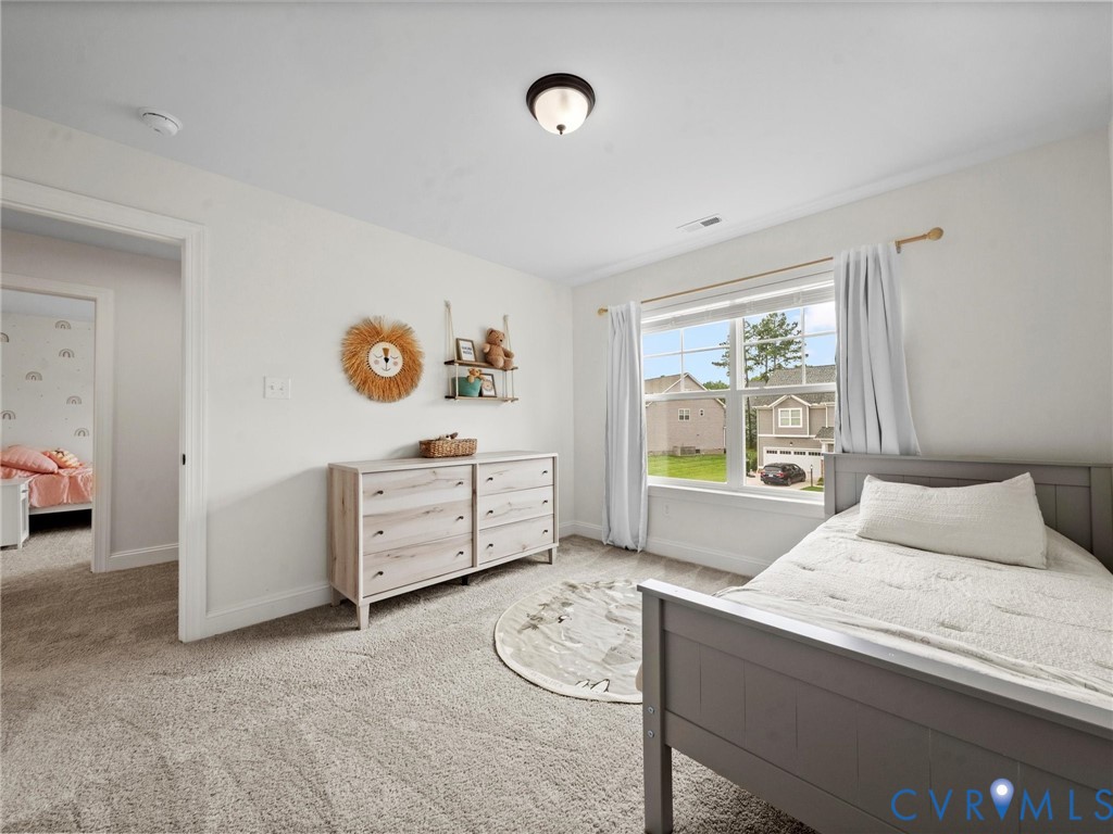 16819 Chalet Ct