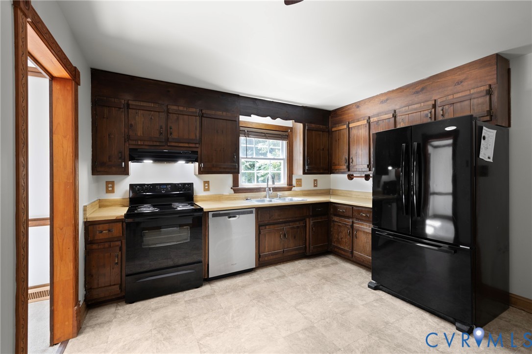 4819 Black Oak Rd