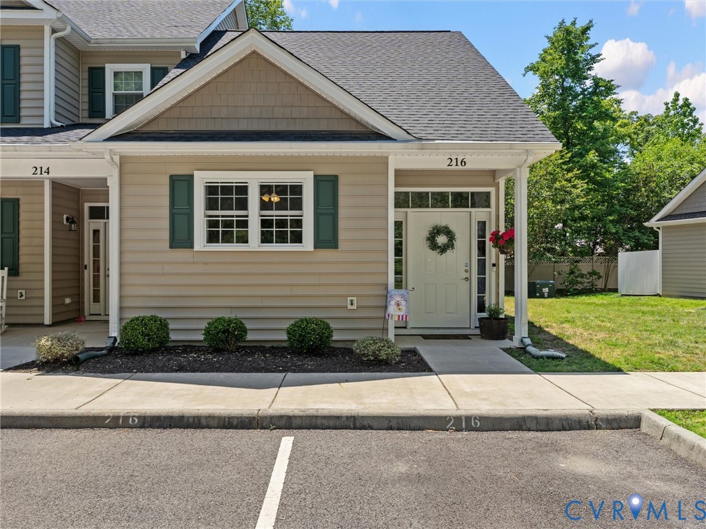 216 Patriots Village Ct