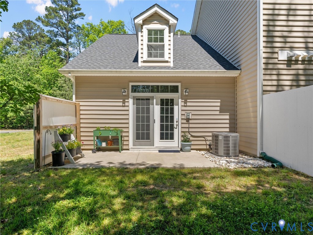216 Patriots Village Ct