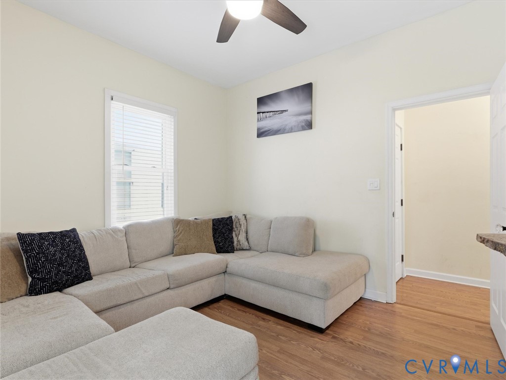 2807 Garland Ave