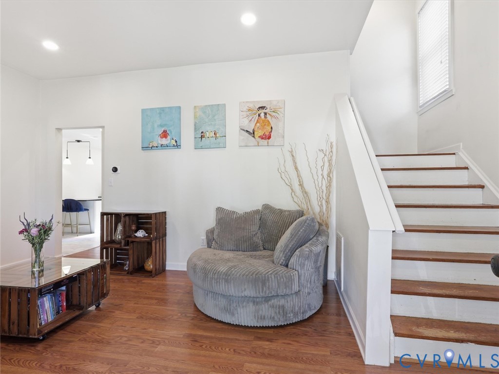 2807 Garland Ave