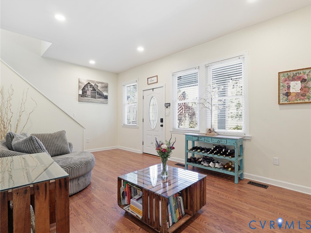 2807 Garland Ave