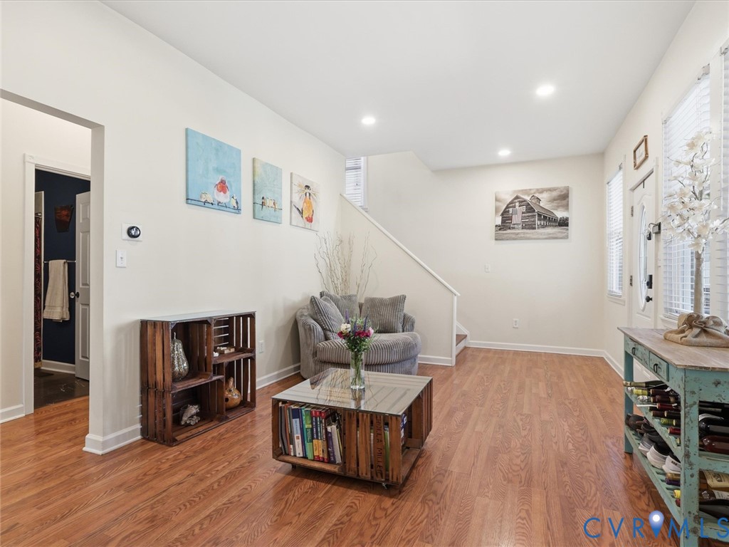 2807 Garland Ave