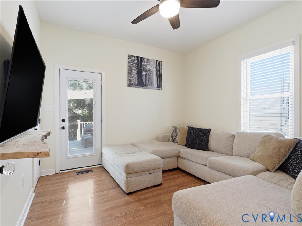 2807 Garland Ave