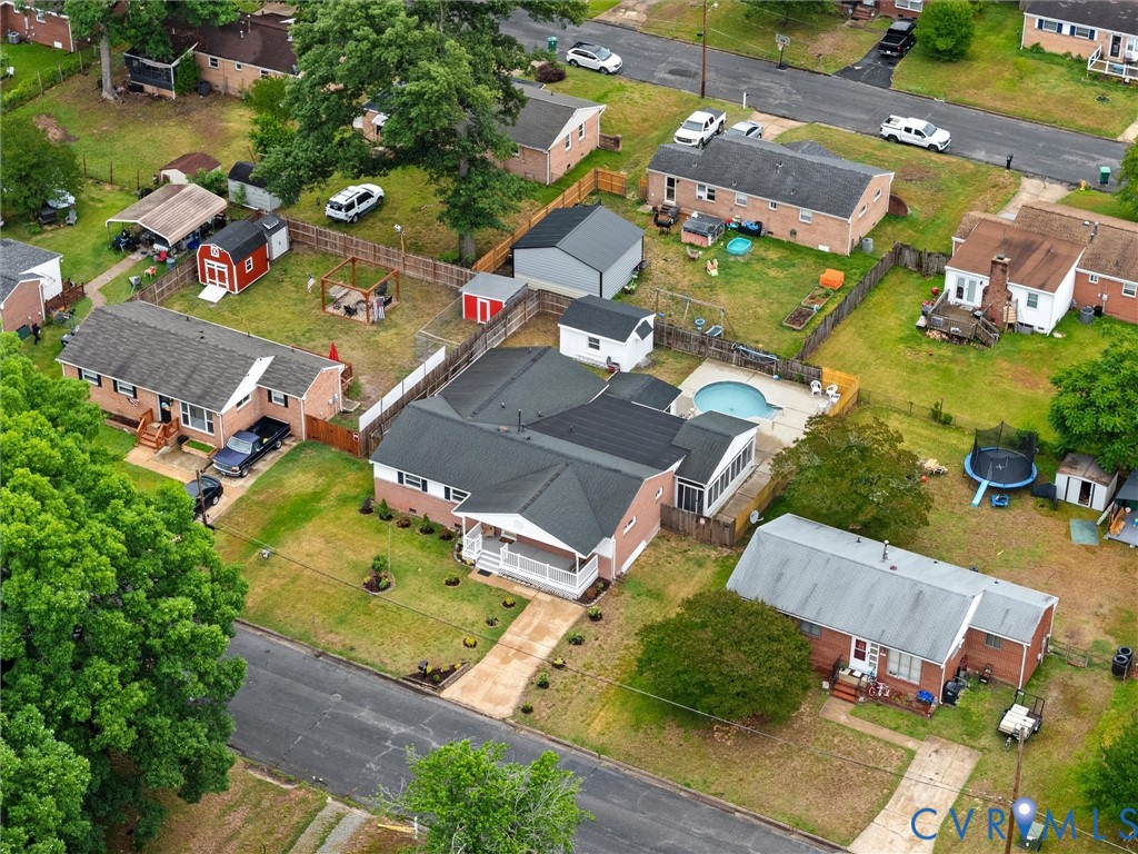 3109 Holly Ave