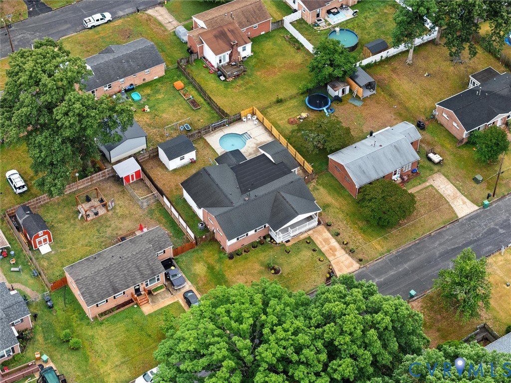 3109 Holly Ave