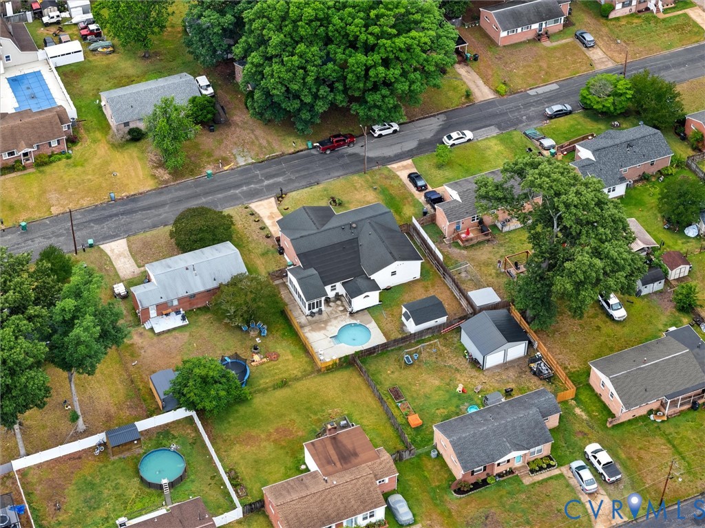 3109 Holly Ave