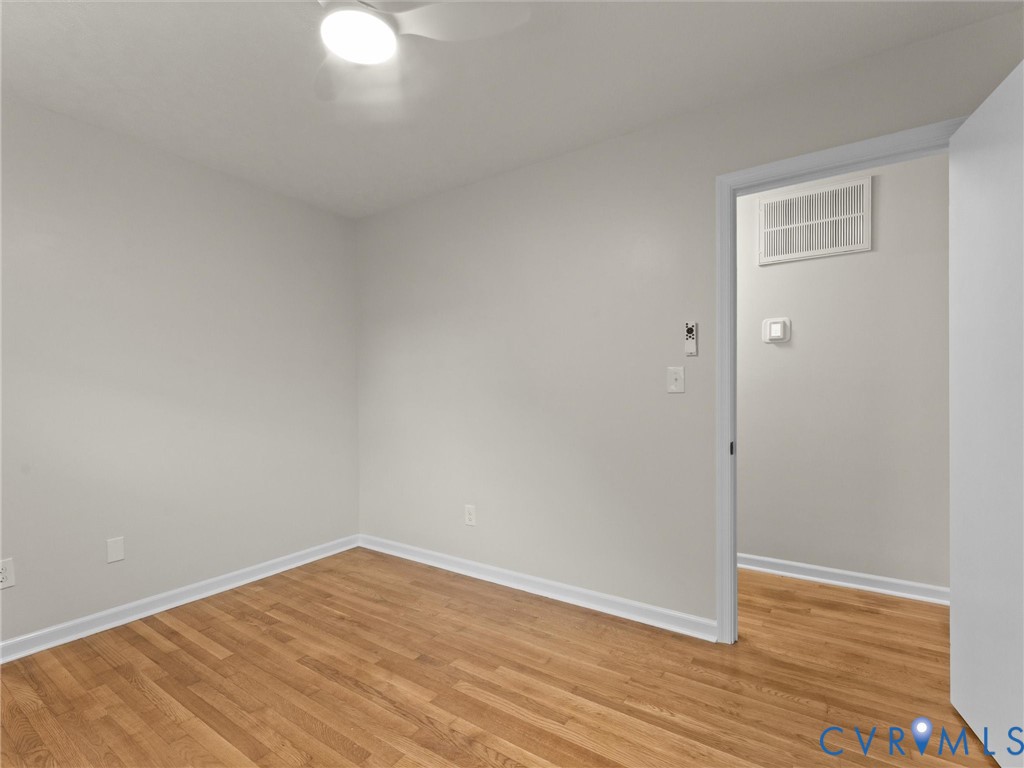 3109 Holly Ave