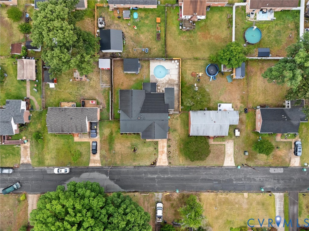 3109 Holly Ave