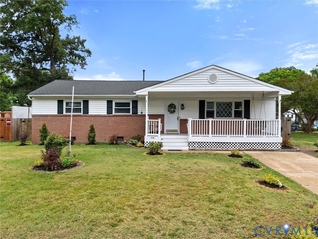 3109 Holly Ave