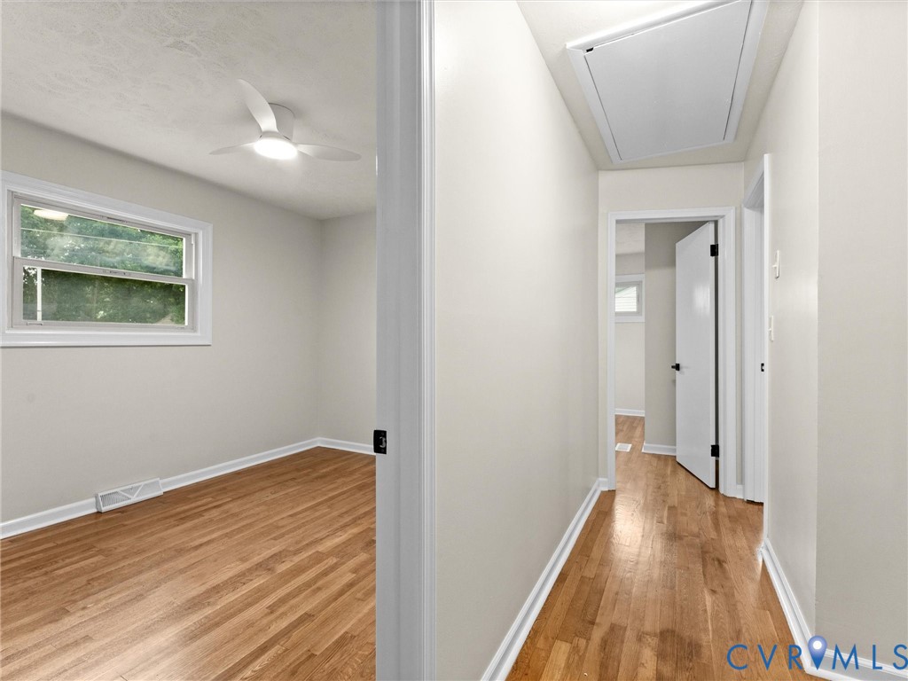 3109 Holly Ave