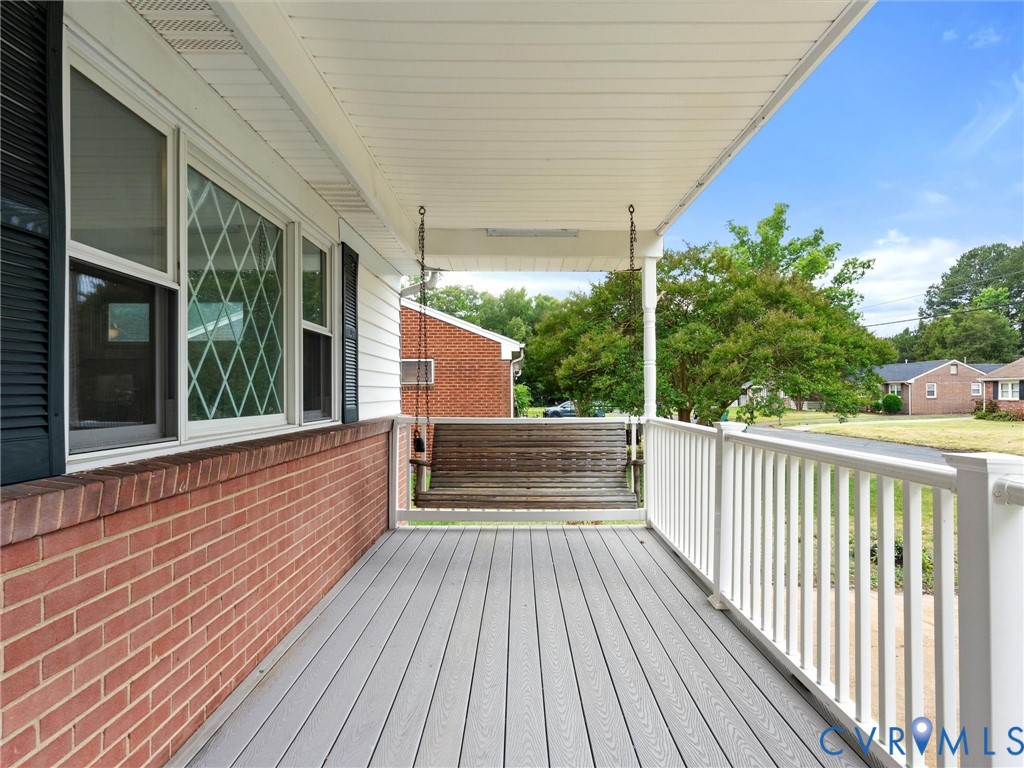3109 Holly Ave