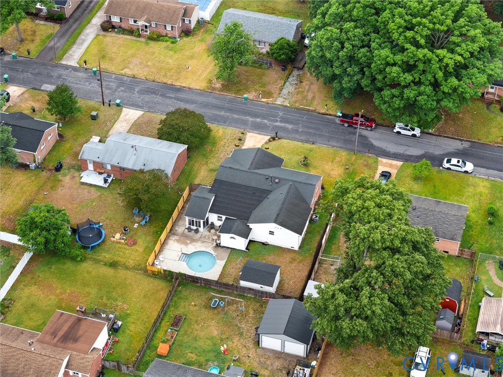 3109 Holly Ave