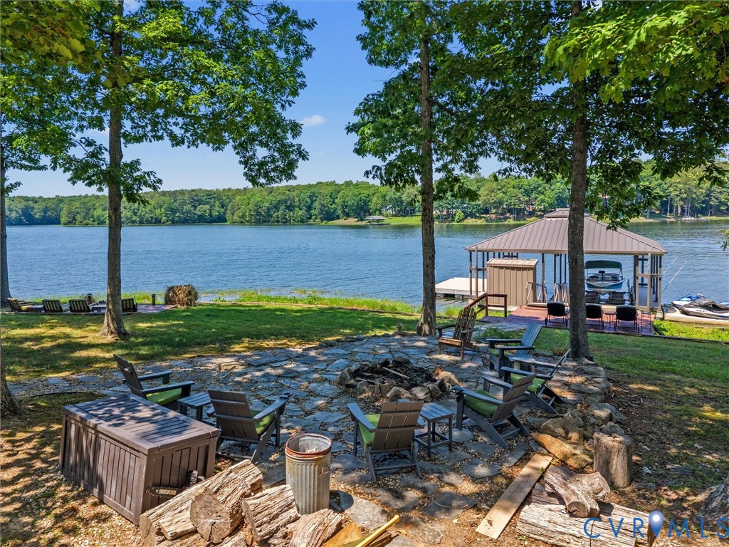 3601 Leonards Ln
