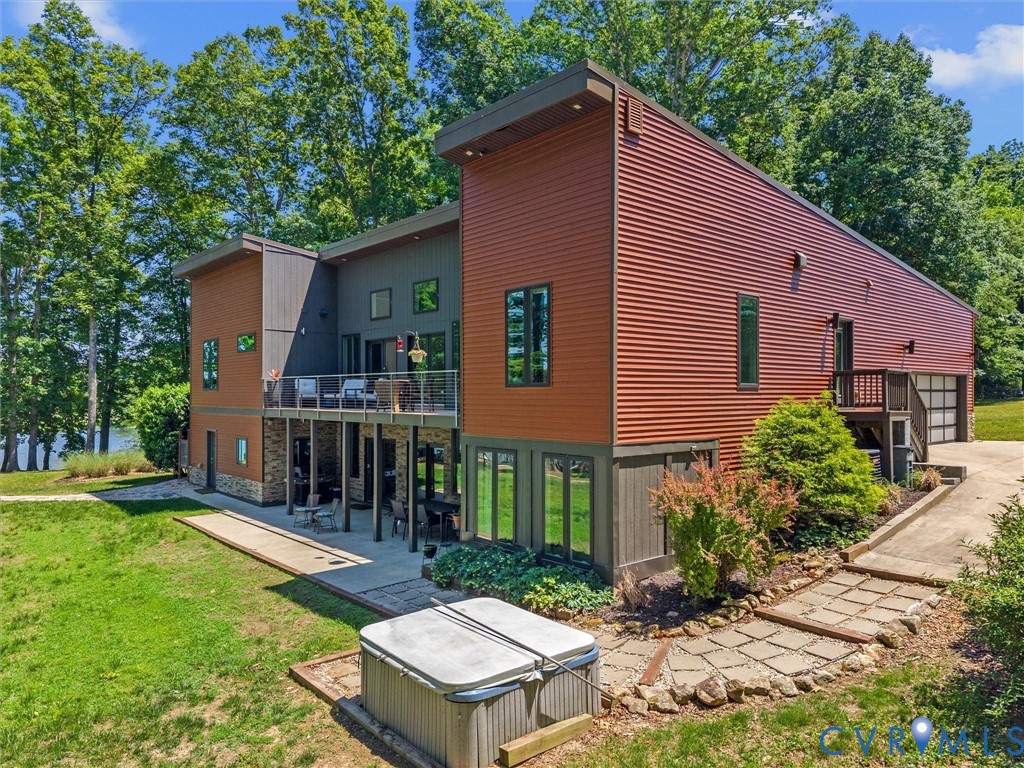 3601 Leonards Ln