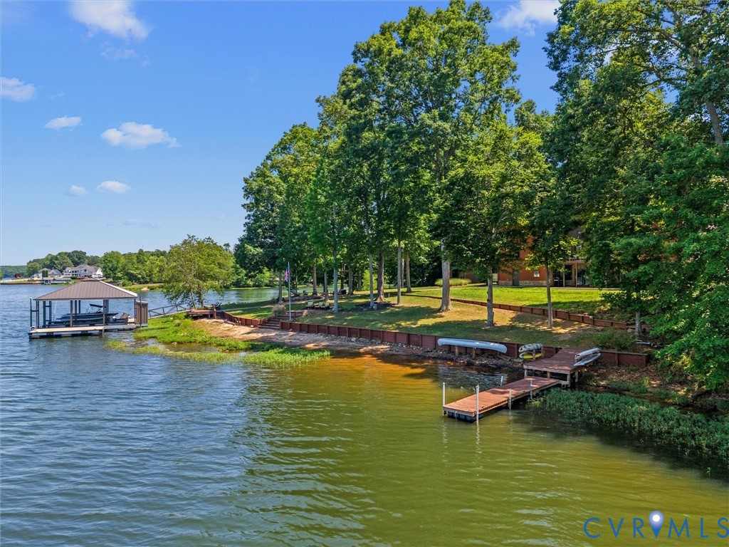 3601 Leonards Ln
