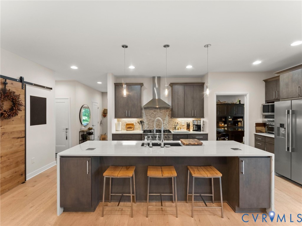 3601 Leonards Ln