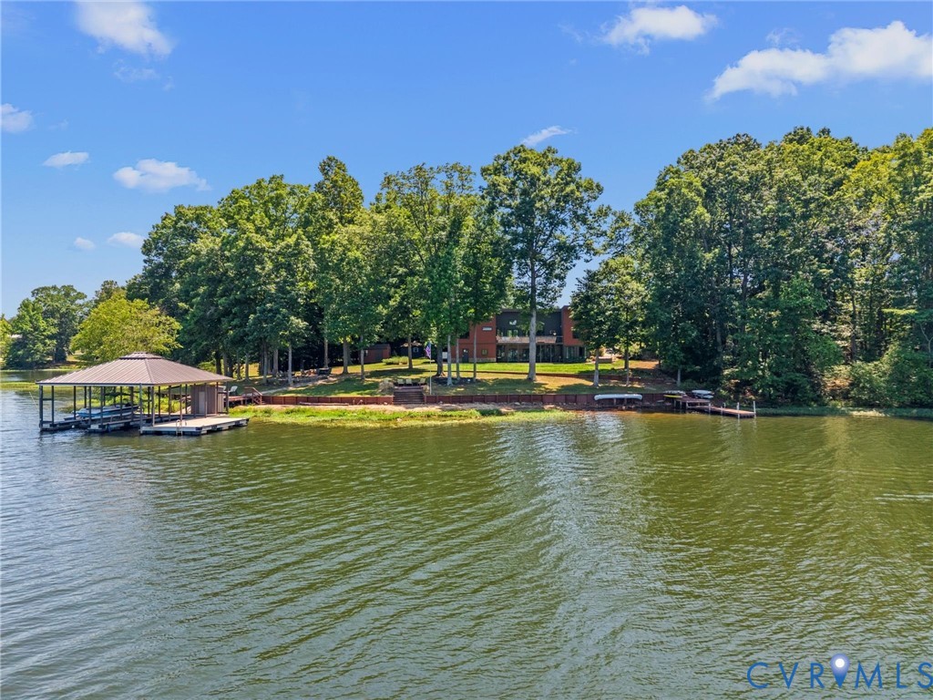 3601 Leonards Ln