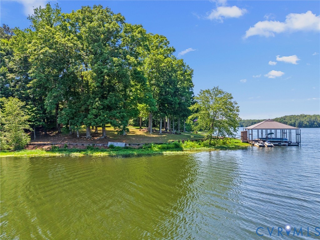 3601 Leonards Ln