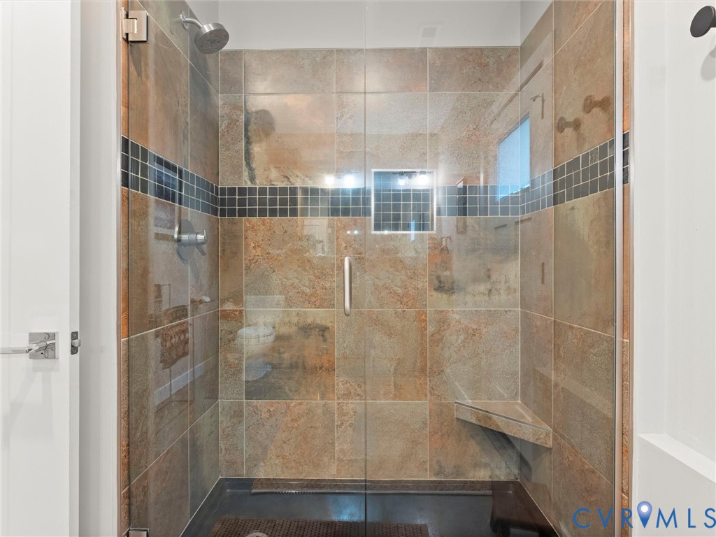 3601 Leonards Ln